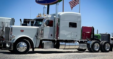 Peterbilt Is Scheduled To Discontinue The 389 In 2023